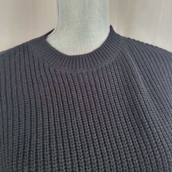 BP Black Cable Knit Sweater, Crew Neck, Size Medium, NWT - Picture 2 of 5